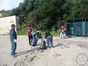 2013 Καθαρισμός παραλίας Γάιδαρος