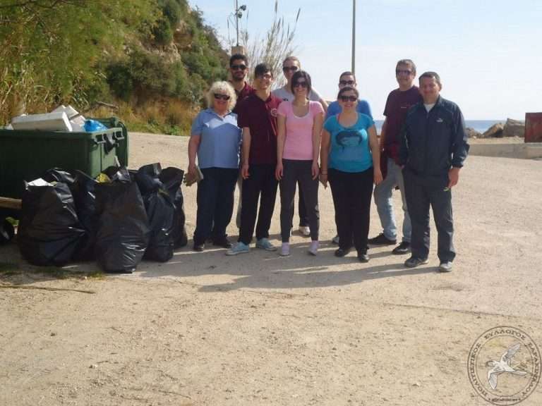 2013 Καθαρισμός παραλίας Γάιδαρος