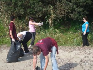 2013 Καθαρισμός παραλίας Γάιδαρος