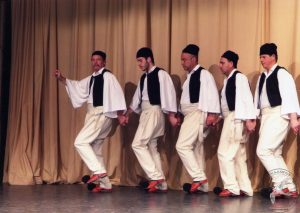 2011 Διαδρομές στην Παράδοση