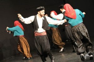 2012 Διαδρομές στην Παράδοση