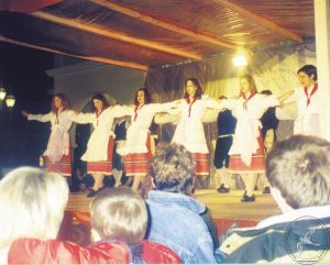 1998 Φωτογραφίες Χορευτικού Τμήματος