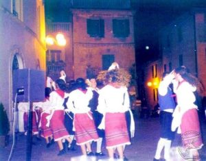 1998 Φωτογραφίες Χορευτικού Τμήματος