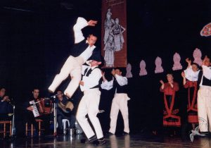 2003 Διαδρομές στην Παράδοση