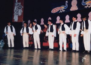 2003 Διαδρομές στην Παράδοση