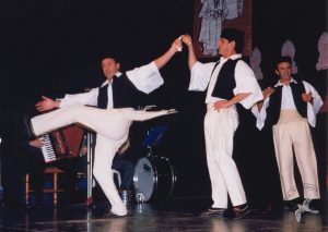 2003 Διαδρομές στην Παράδοση