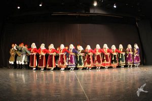 2012 Διαδρομές στην Παράδοση