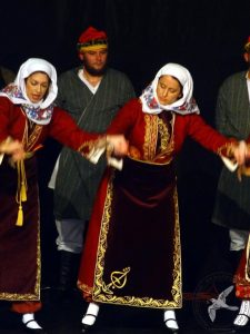 2012 Διαδρομές στην Παράδοση