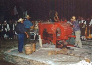 2001 Γιορτή Μαύρης Σταφίδας