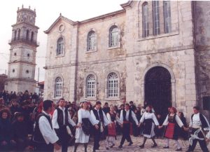 2001 Κοιλιωμένος