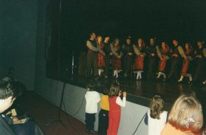 2002 Διαδρομές στην Παράδοση