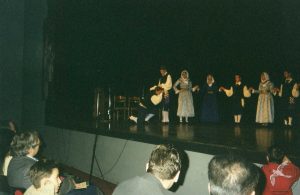 2002 Διαδρομές στην Παράδοση