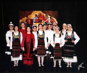 2004 Διαδρομές στην Παράδοση