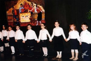 2004 Διαδρομές στην Παράδοση