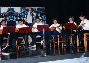 2005 Διαδρομές στην Παράδοση