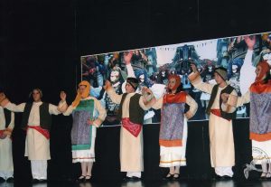 2005 Διαδρομές στην Παράδοση