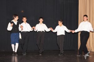 2009 Διαδρομές στην Παράδοση