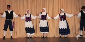 2009 Διαδρομές στην Παράδοση