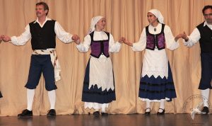 2009 Διαδρομές στην Παράδοση