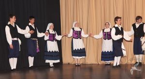 2009 Διαδρομές στην Παράδοση