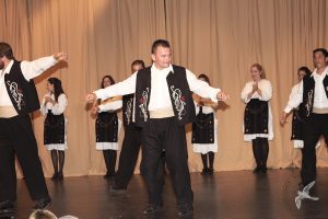 2009 Διαδρομές στην Παράδοση