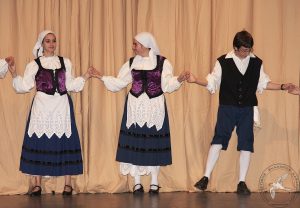 2009 Διαδρομές στην Παράδοση