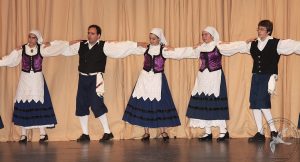 2009 Διαδρομές στην Παράδοση