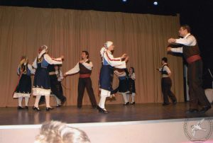 2010 Διαδρομές στην Παράδοση