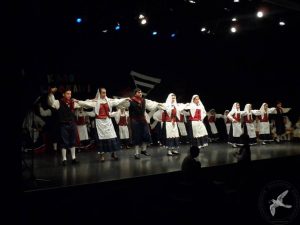 2013 “Κοίτα Μάνα πως Χορεύω”