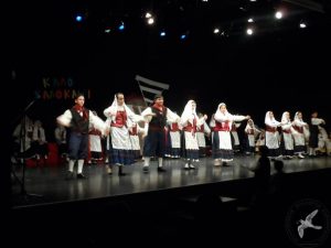 2013 “Κοίτα Μάνα πως Χορεύω”