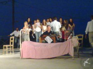 2010 Βραδιά Παράδοσης | Θέατρο Δερματούσας