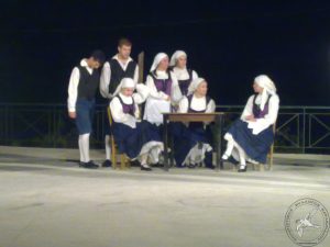 2010 Βραδιά Παράδοσης | Θέατρο Δερματούσας