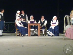 2010 Βραδιά Παράδοσης | Θέατρο Δερματούσας