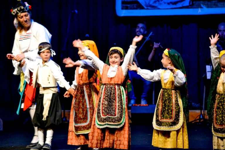 Φεστιβάλ παραδοσιακών χορών από το «Αράκλι» στον Πόρο