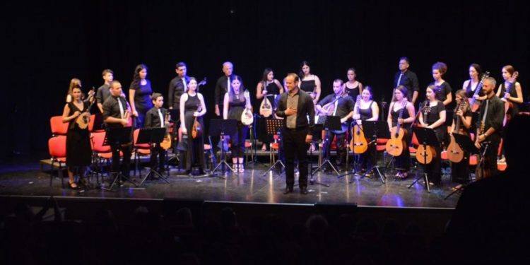 Καταχειροκροτήθηκε από το κοινό της Ζακύνθου η μαντολινάτα του «Ορφέα»