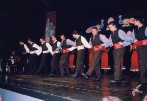 2003 Διαδρομές στην Παράδοση