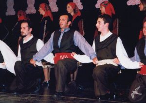 2003 Διαδρομές στην Παράδοση