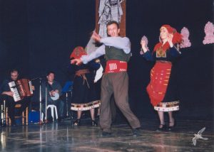 2003 Διαδρομές στην Παράδοση