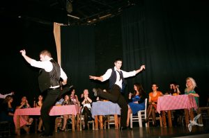 2012 Διαδρομές στην Παράδοση