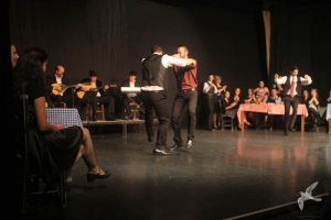 2012 Διαδρομές στην Παράδοση