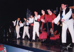 2003 Διαδρομές στην Παράδοση