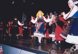 2003 Διαδρομές στην Παράδοση