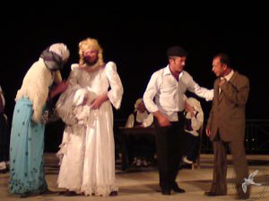 2010 Βραδιά Παράδοσης | Θέατρο Δερματούσας