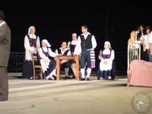 2010 Βραδιά Παράδοσης | Θέατρο Δερματούσας