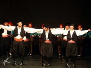 2012 Διαδρομές στην Παράδοση