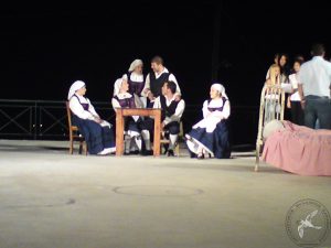 2010 Βραδιά Παράδοσης | Θέατρο Δερματούσας