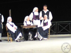 2010 Βραδιά Παράδοσης | Θέατρο Δερματούσας