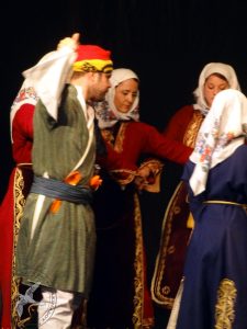 2012 Διαδρομές στην Παράδοση