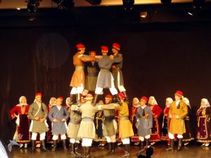 2012 Διαδρομές στην Παράδοση