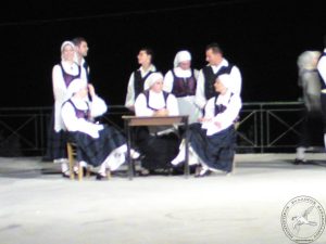 2010 Βραδιά Παράδοσης | Θέατρο Δερματούσας